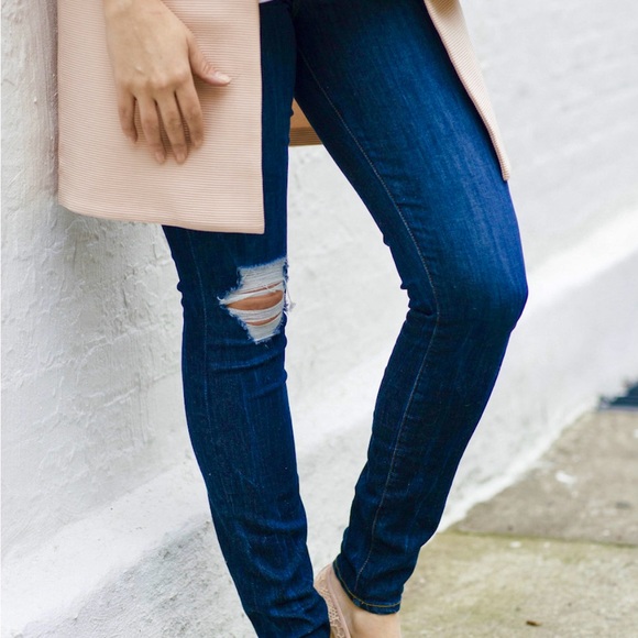 Nicholas Kirkwood Pearl Blush Lace Flats - Picture 10 of 10